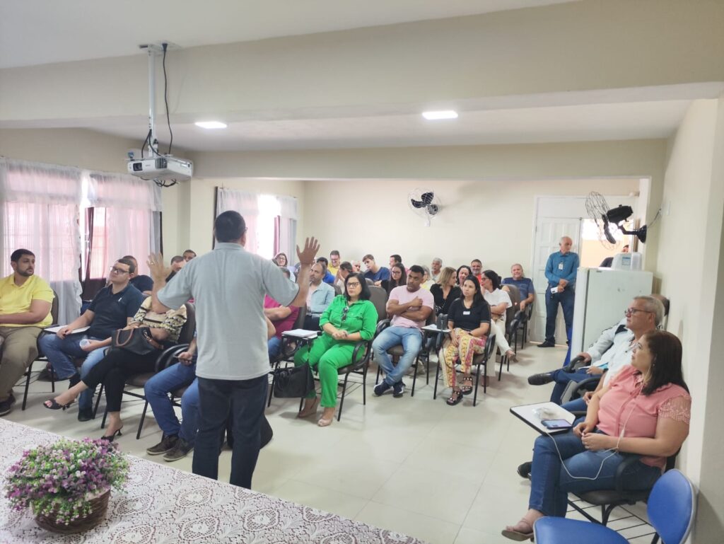 REUNIÃO NO MUNICÍPIO DE AIMORÉS SOBRE O PLANEJAMENTO DO MUNICÍPIO DE AIMORÉS NA NOVA LEI DE LICITAÇÕES (LEI Nº 14.133/2021)