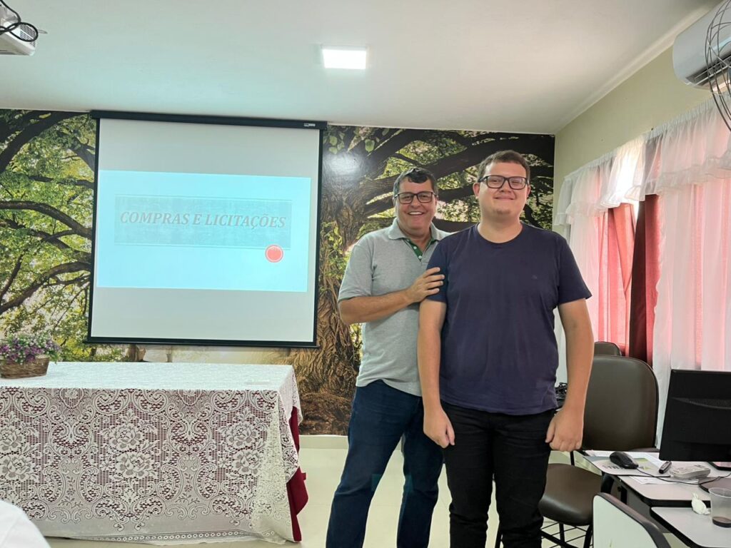 TREINAMENTO NA PREFEITURA MUNICIPAL DE AIMORÉS – FISCAL E GESTOR DE CONTRATO NA LEI Nº 14.133/2021